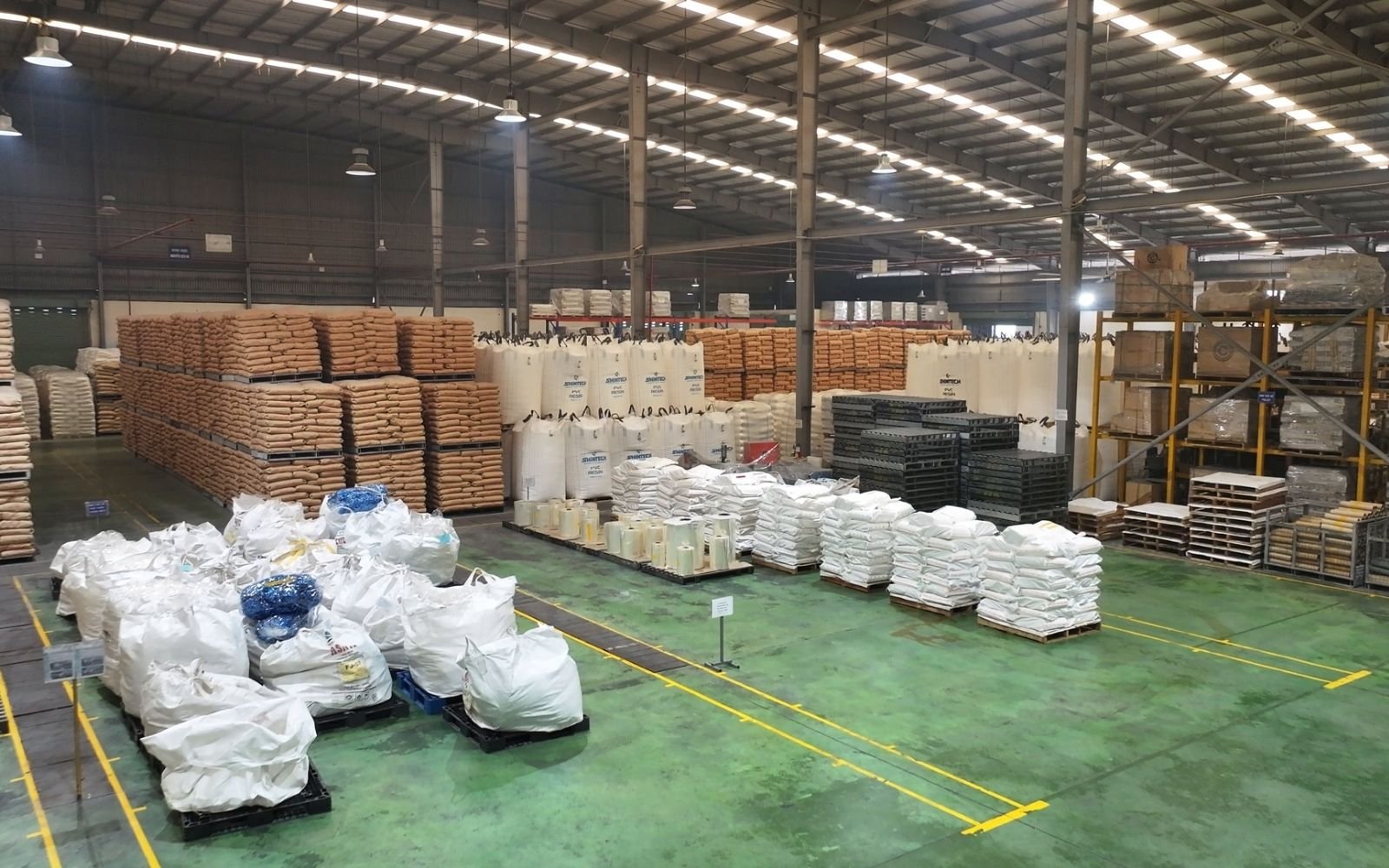 pvc-mechanical-recycling-system - Tin Kim Plastic JSC PVC waste sorting for mechanical recycling