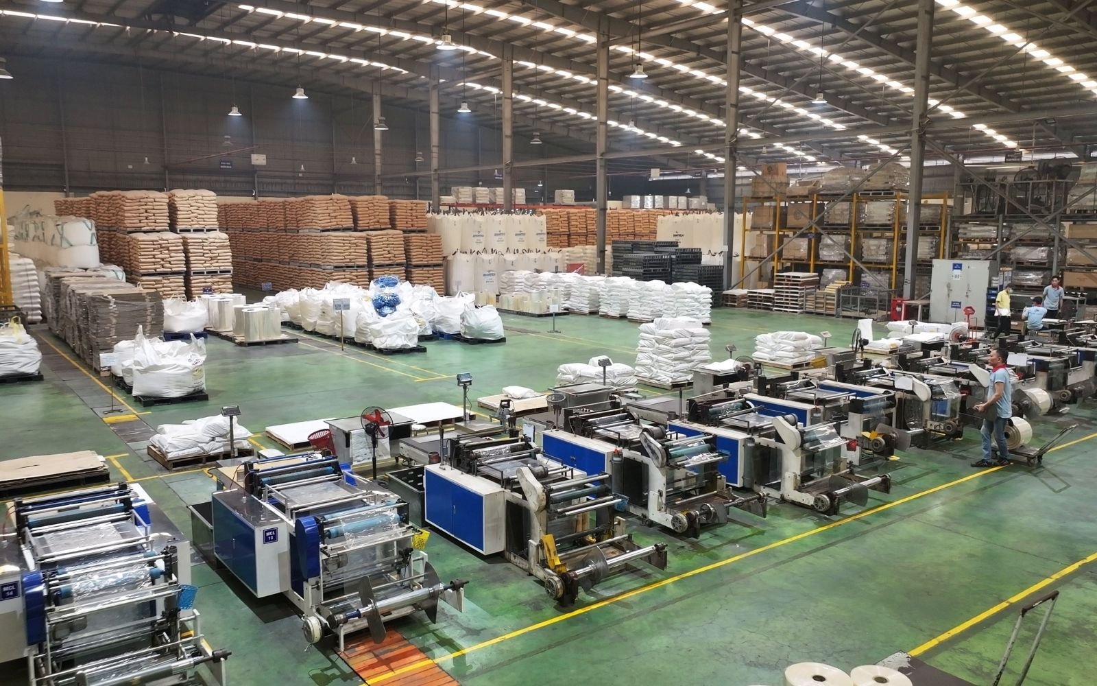 technical-pvc-film-esd-antistatic-compoundjpg - Tin Kim Plastic JSC Technical PVC film flame-retardant PVC compound testing and formulation